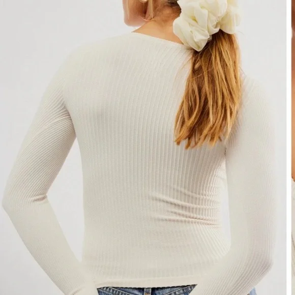 NWOT Free People Clean Slate Seamless layering top - Picture 2 of 3